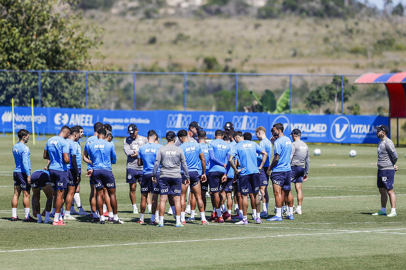 Sem três jogadores, Bahia deu início a preparação para jogo contra o Retrô