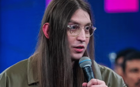 Imagem do post Felca quebra o silêncio e comemora prisão de Hytalo Santos