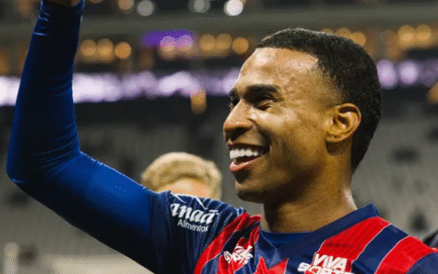 Imagem do post Jean Lucas projeta duelo com o Fluminense e fala em ‘operação’ para jogar no Maracanã