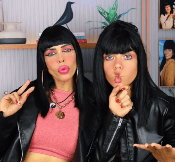 Famosas do TikTok são condenadas a 12 anos por racismo