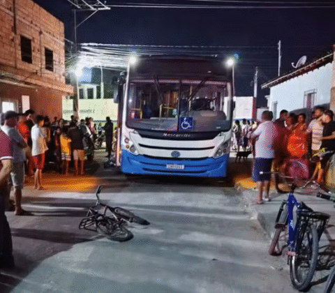 Imagem do post Adolescente morre após ser atropelado por ônibus escolar