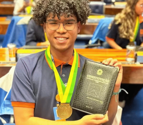 Imagem do post Jovem Senador baiano cria projeto de justiça climática no Congresso Nacional