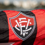 Vitória vai ao Maracanã tentar frear Flamengo em grande fase