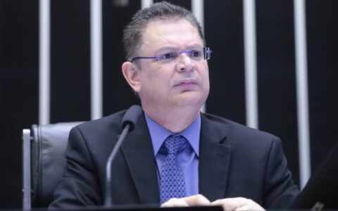 Imagem do post Deputados do PL reagem à prisão de Bolsonaro: “Ditadura declarada”