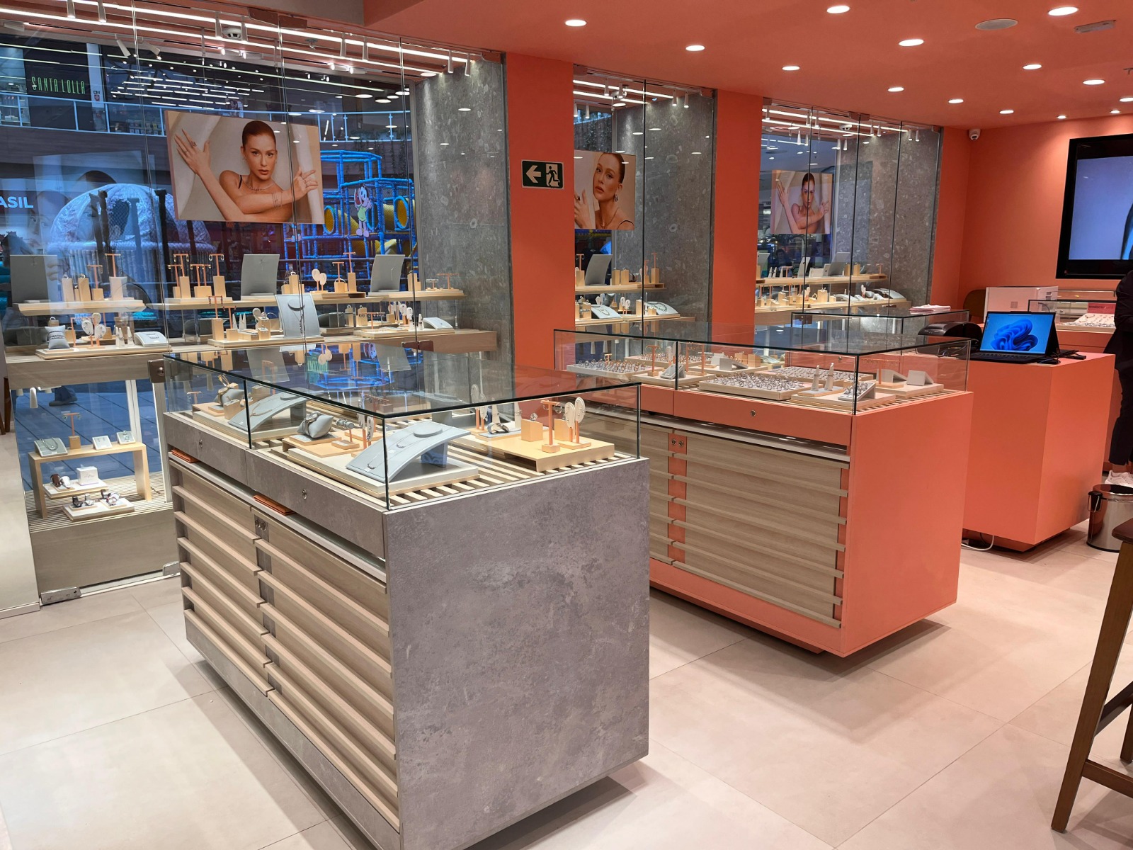 Life By Vivara inaugura nova loja no Shopping Paralela