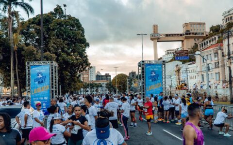 Imagem do post Corrida Noturna do Bonfim 2025 une fé, solidariedade e prêmios em dinheiro