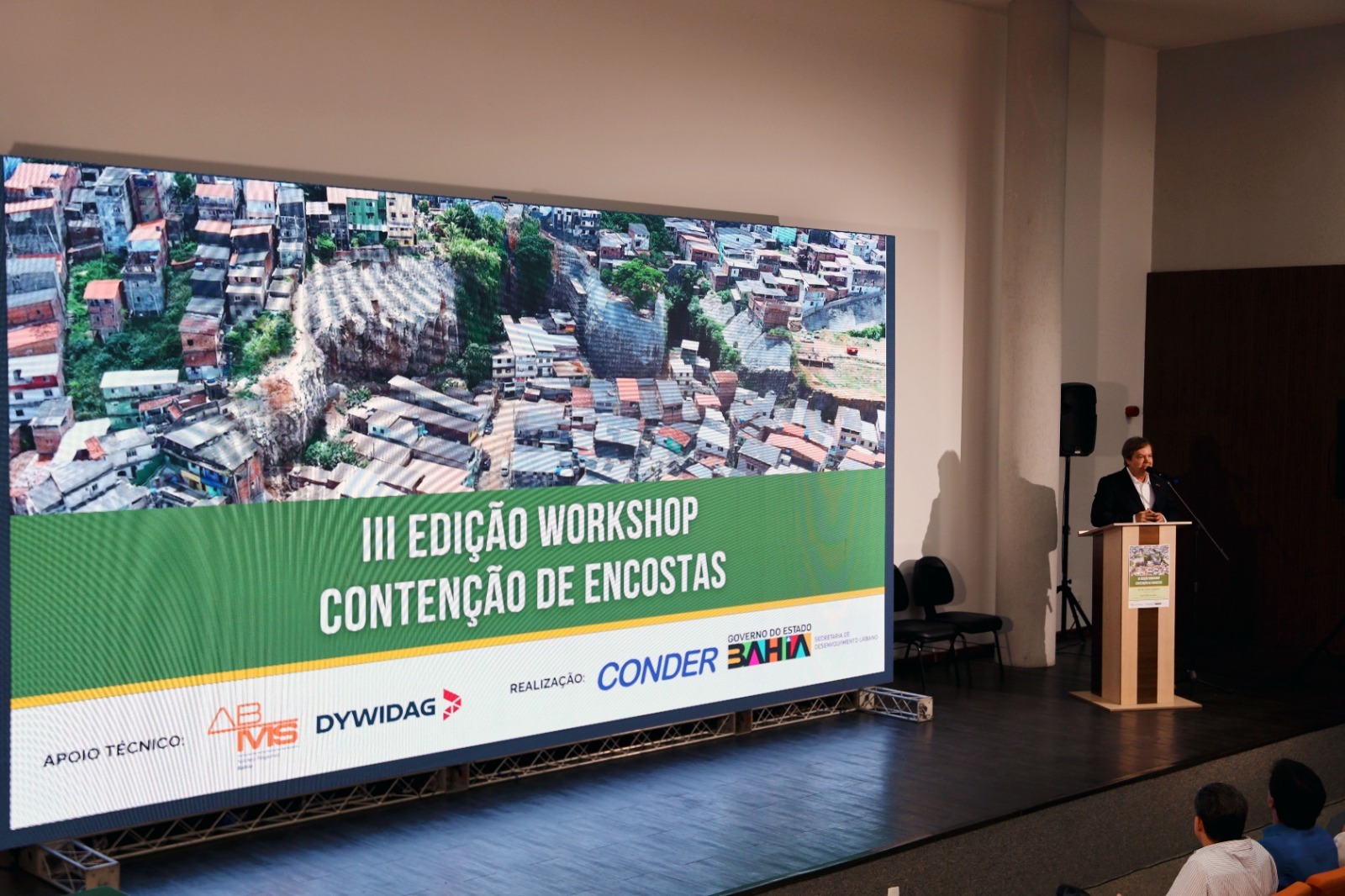 Workshop promovido pela Conder debate novas tecnologias para evitar deslizamentos