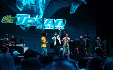 Imagem do post Papazoni surpreende multidão na FitDance com show explosivo ao lado do É o Tchan