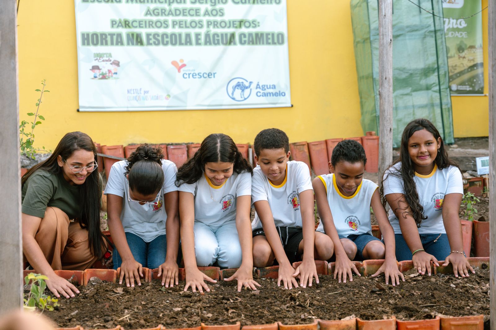 Fundação Nestlé leva hortas e água tratada a 16 escolas e amplia legado em comunidades produtoras de cacau na Bahia