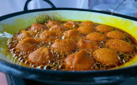 Imagem do post Setur oferta curso de qualificação para quase 300 baianas de acarajé