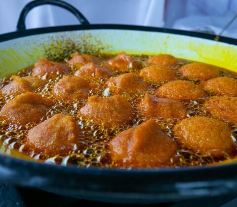 Imagem do post Setur oferta curso de qualificação para quase 300 baianas de acarajé