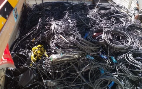 Imagem do post Lula sanciona lei que aumenta pena para furto de cabos no Brasil