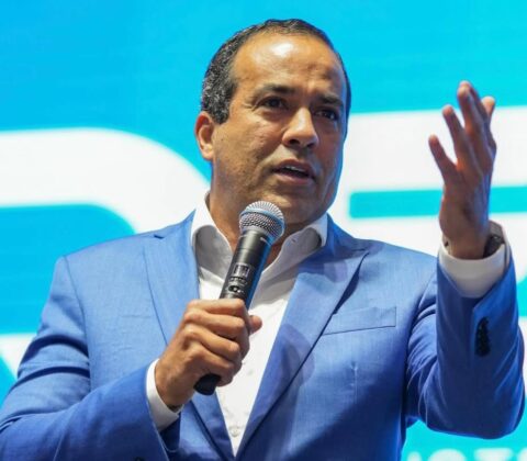 Imagem do post Bruno Reis defende saída do União Brasil do governo Lula