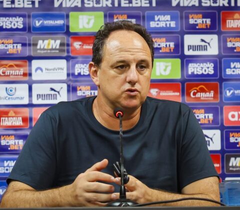 Imagem do post Ceni defende Iago após empate do Bahia e justifica ausência de Kayky