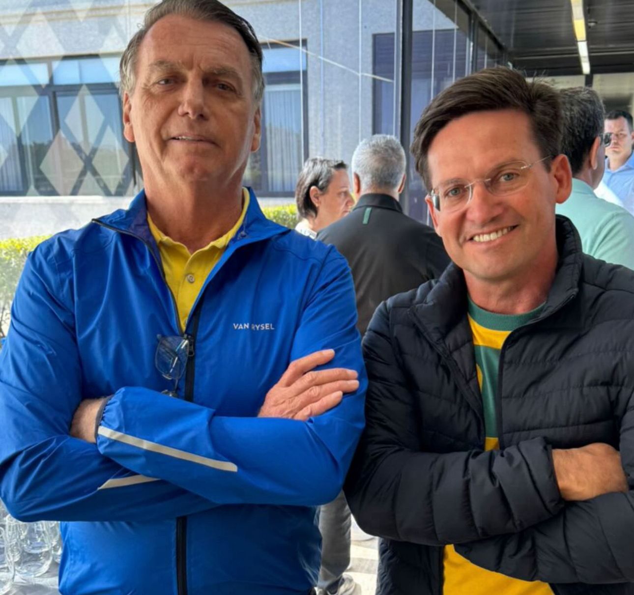 “Vergonha para o Brasil”, diz João Roma sobre prisão de Bolsonaro