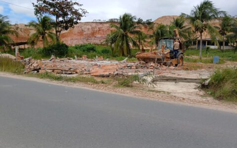 Imagem do post Sedur realiza demolição de ocupações irregulares no Parque Nascente do Capivara