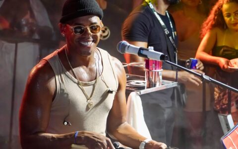 Imagem do post Últimos ingressos à venda: Flavinho e a CaSamba agita Salvador neste sábado (9) com convidados especiais