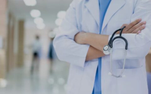 Imagem do post Planos de saúde ainda negam exames e procedimentos; especialistaa alerta para direitos dos pacientes