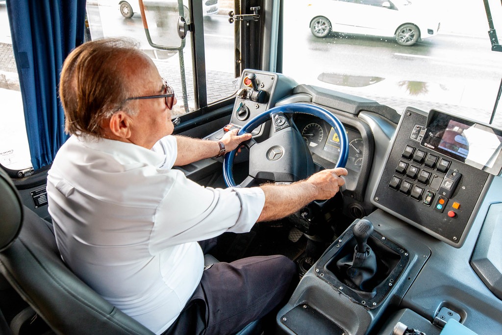 Transporte, limpeza e iluminação: Camaçari avança nos serviços públicos em 2025
