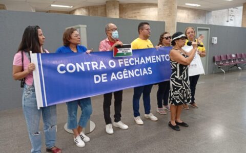 Imagem do post Sindicato dos Bancários da Bahia protesta contra fechamento de agências do Bradesco