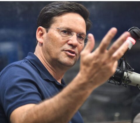 Imagem do post João Roma ataca Alexandre de Moraes e diz que STF virou palco de “vingança” contra Bolsonaro