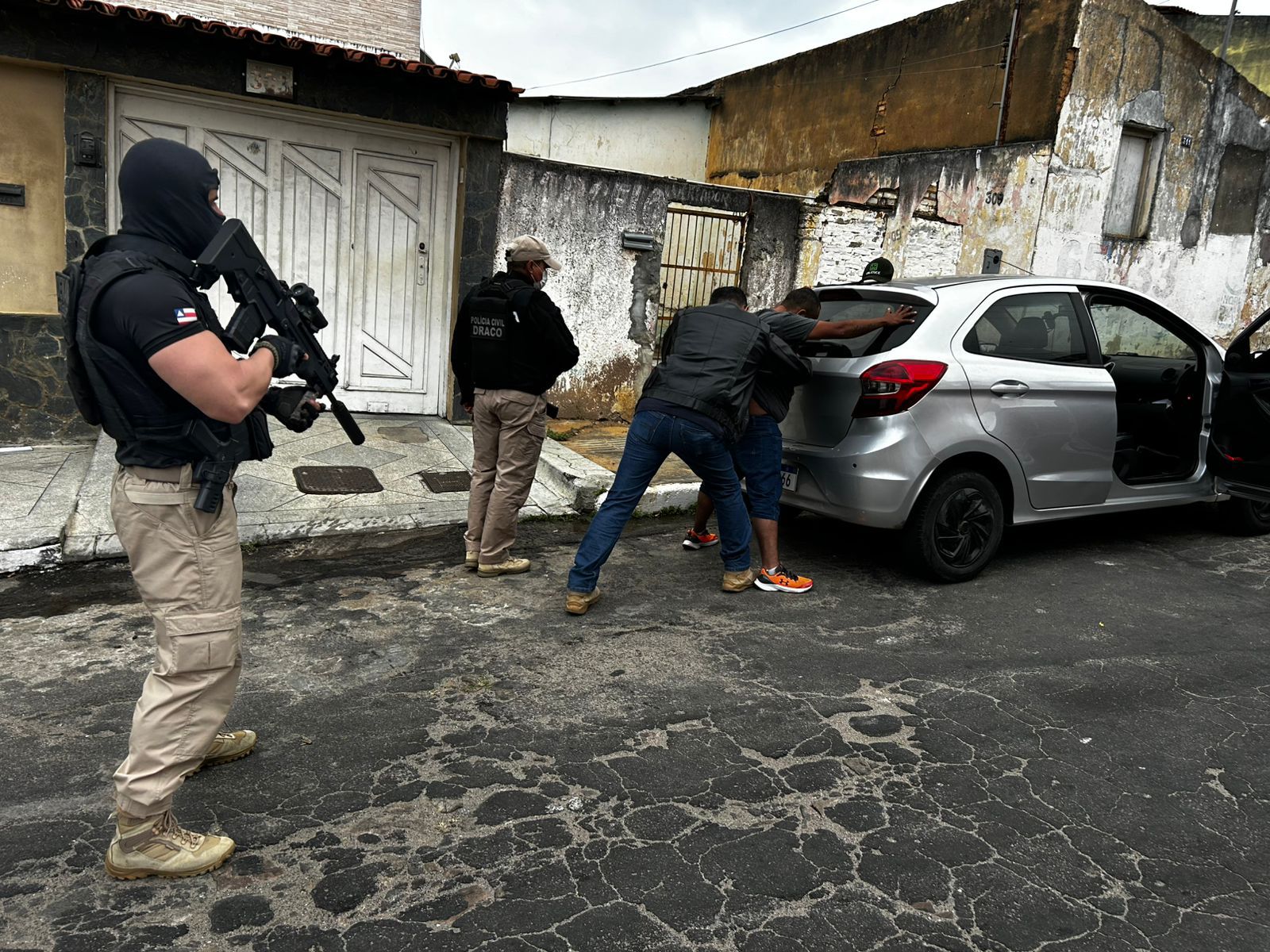 Polícia da Bahia prende líderes do CV em operação interestadual
