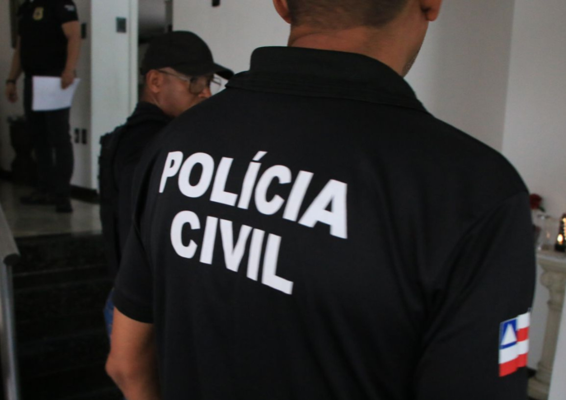 Homem com tornozeleira é preso com drogas em bairro de Itabuna
