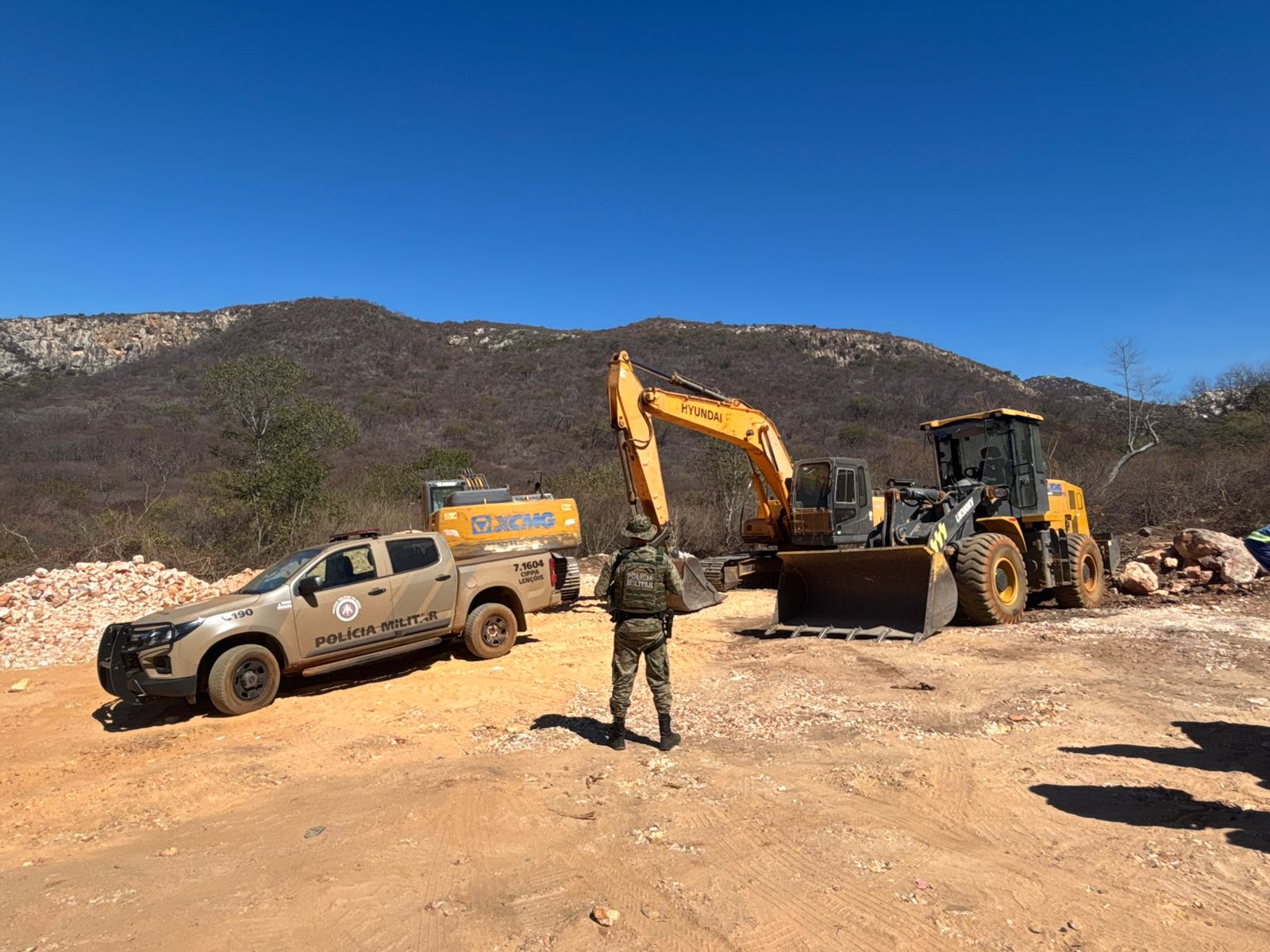 PM desarticula garimpo ilegal e apreende explosivos de uso restrito
