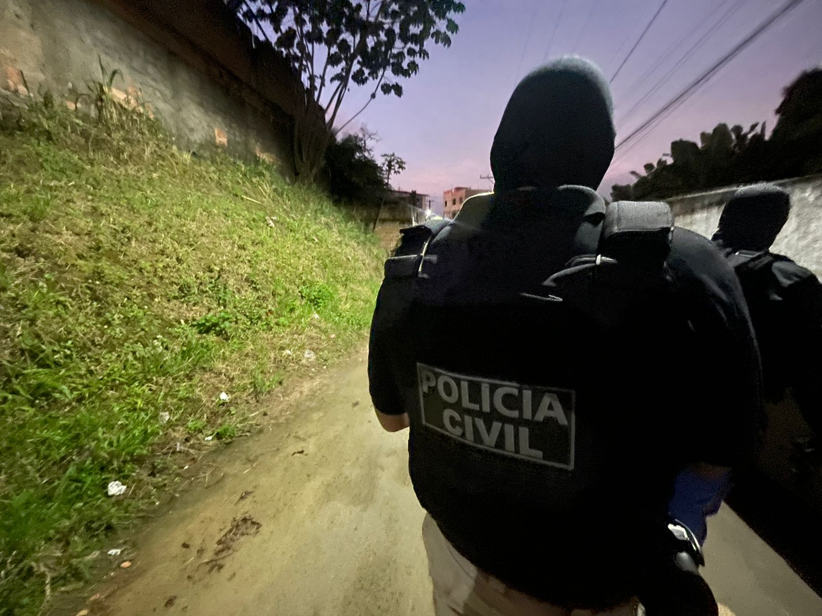 Violência doméstica: Polícia prende homem após incêndio criminoso