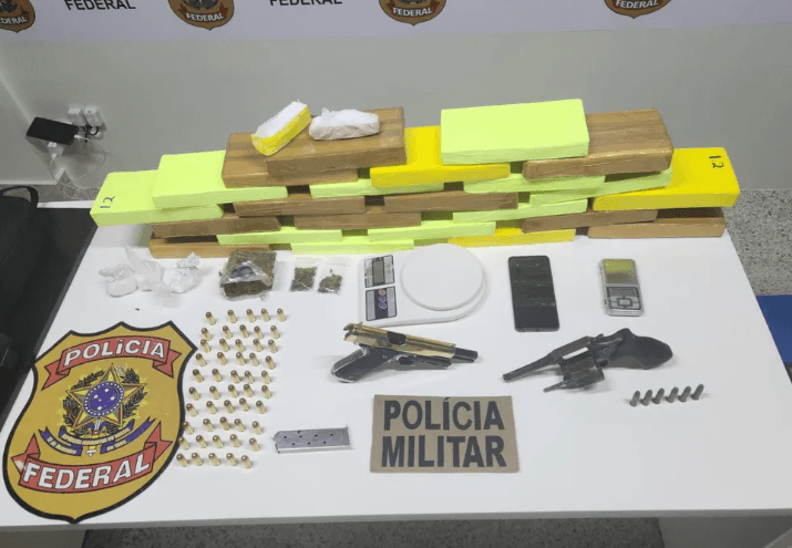 Operação conjunta em Barreiras apreende 27 kg de cocaína e armas