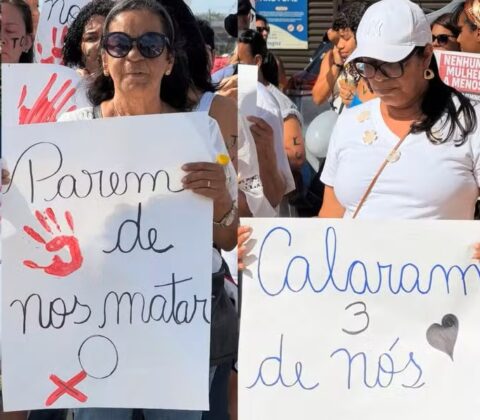 Imagem do post Protesto em Ilhéus clama por justiça após assassinato de três mulheres