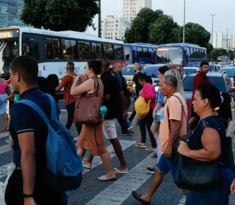 Imagem do post Brasil  tem queda na desigualdade em educação, emprego e meio ambiente