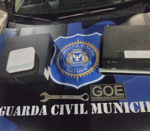 Imagem do post Guarda Civil evita furto em escola e apreende veículo adulterado em Cassange