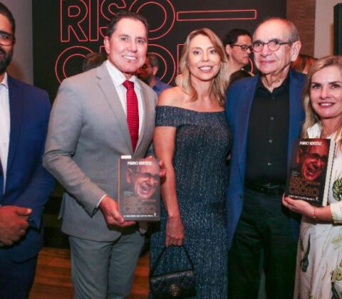 Imagem do post Ivana Bastos prestigia Mário Kertész em noite de lançamento em Salvador