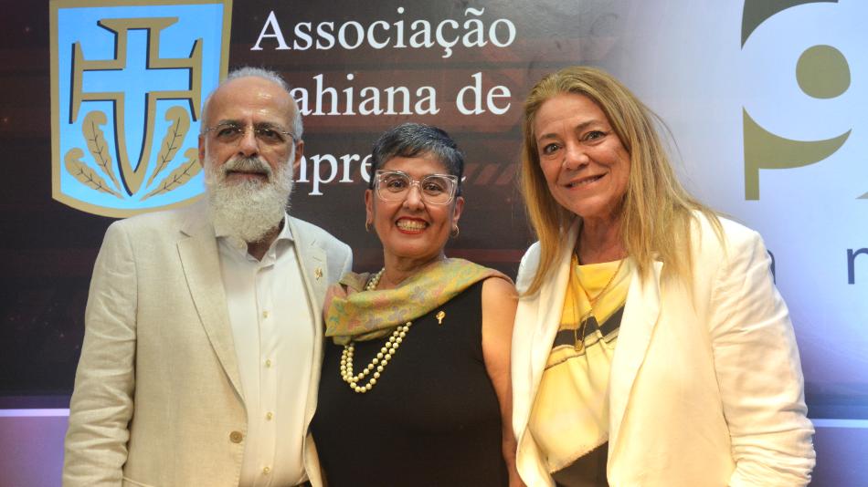 Fabíola Mansur representa ALBA na posse de Suely Temporal e celebra conquista feminina
