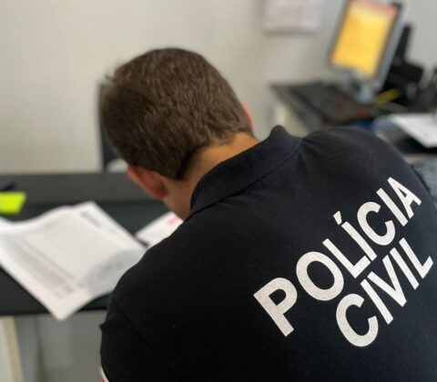 Imagem do post Ex-servidora é presa suspeita de desviar mais de R$ 500 mil da saúde pública na Bahia