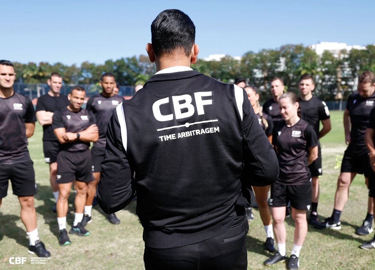 CBF publica relatório de arbitragem do 1º turno