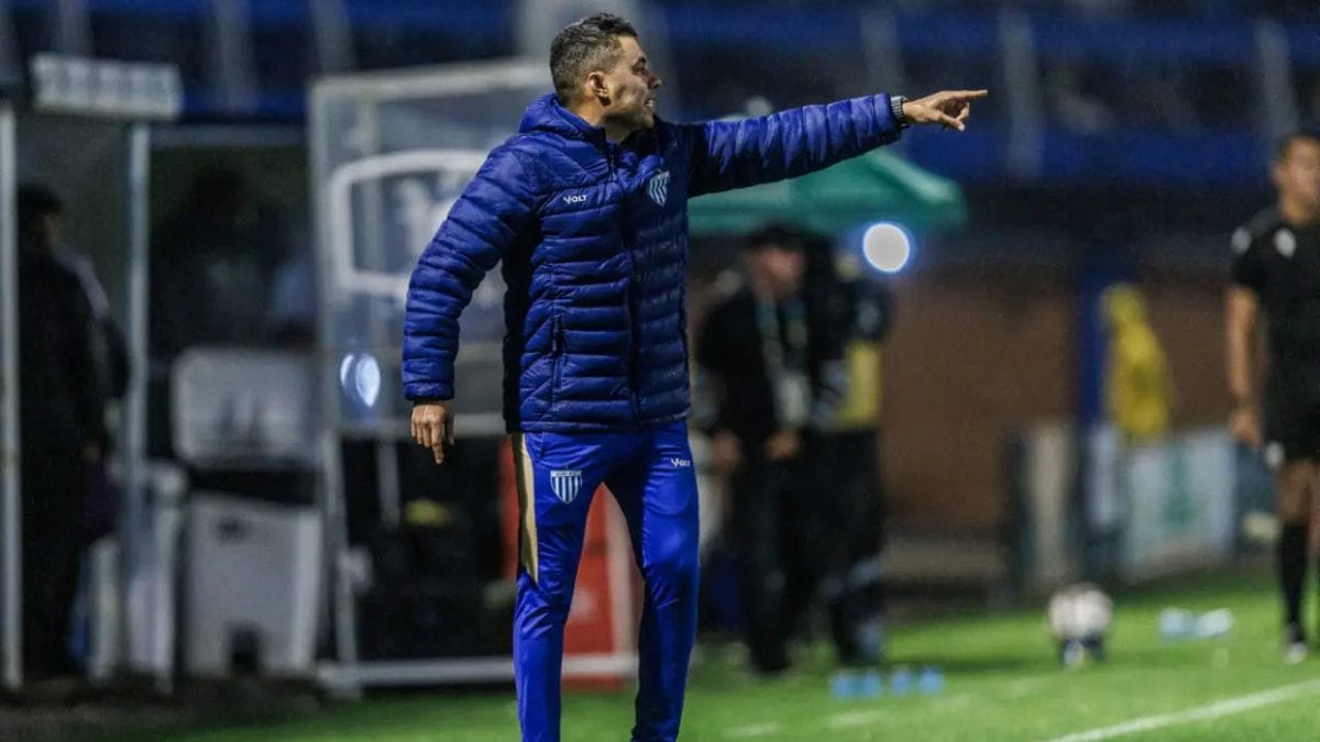 Veja aproveitamento de Jair Ventura no comando do Avaí