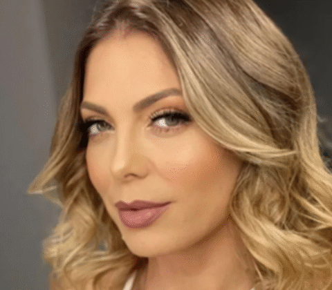 Imagem do post Sheila Mello desabafa sobre procedimento que quase a matou