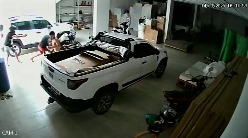 Jovem com tornozeleira é executado em fábrica de Ilhéus