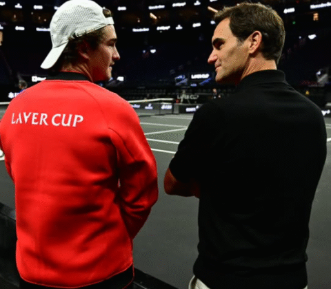 Imagem do post João Fonseca encontra Roger Federer antes da Laver Cup