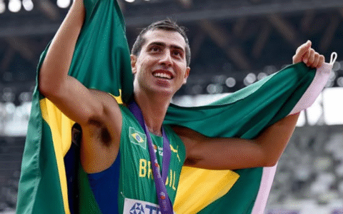 Imagem do post Caio Bonfim concorre ao título de Melhor Atleta Fora de Estádio
