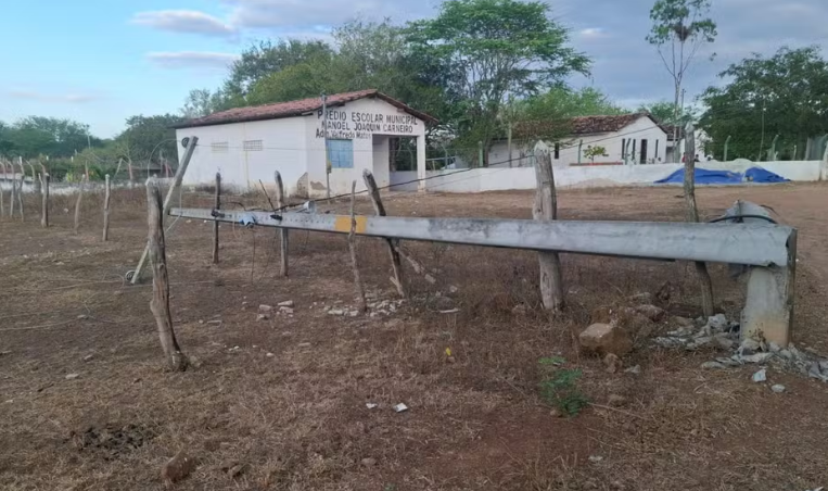 Homem morre ao tentar evitar choque elétrico