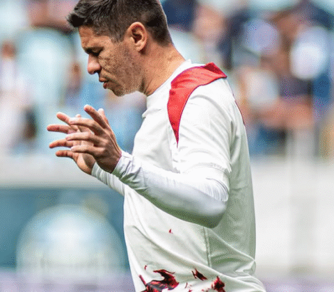 Imagem do post Vitória não resiste ao Grêmio e se mantém no desespero do Z4