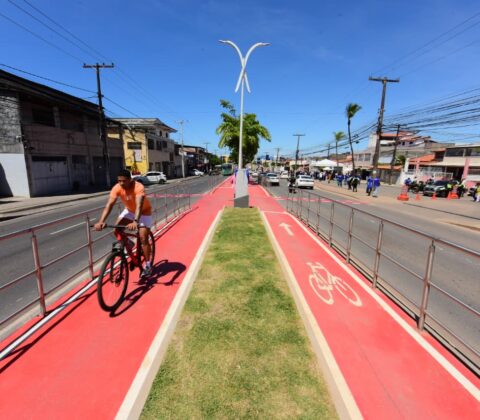 Imagem do post Prefeitura entrega 1ª etapa da requalificação da Dorival Caymmi