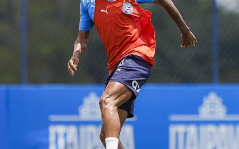 Imagem do post Com Ademir e Kanu em campo, Bahia treina de olho no Palmeiras