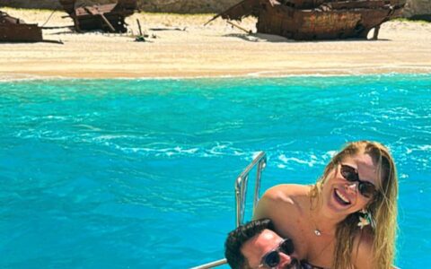 Imagem do post Alexandre Peixe curte férias nas ilhas gregas