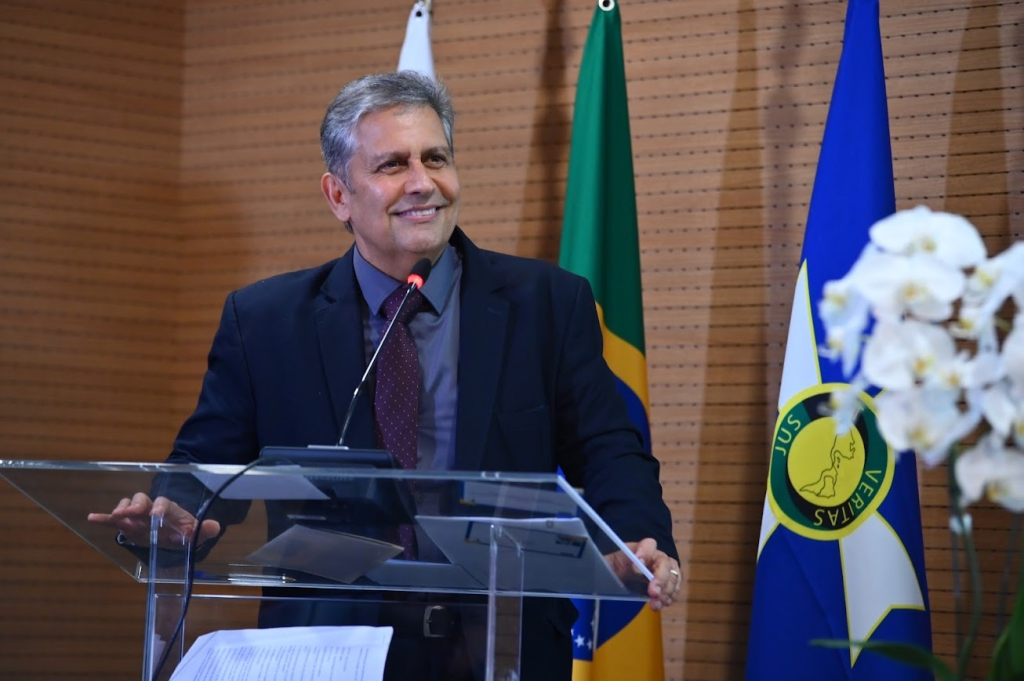 Jurista baiano desafia direito mundial com palestras na Europa