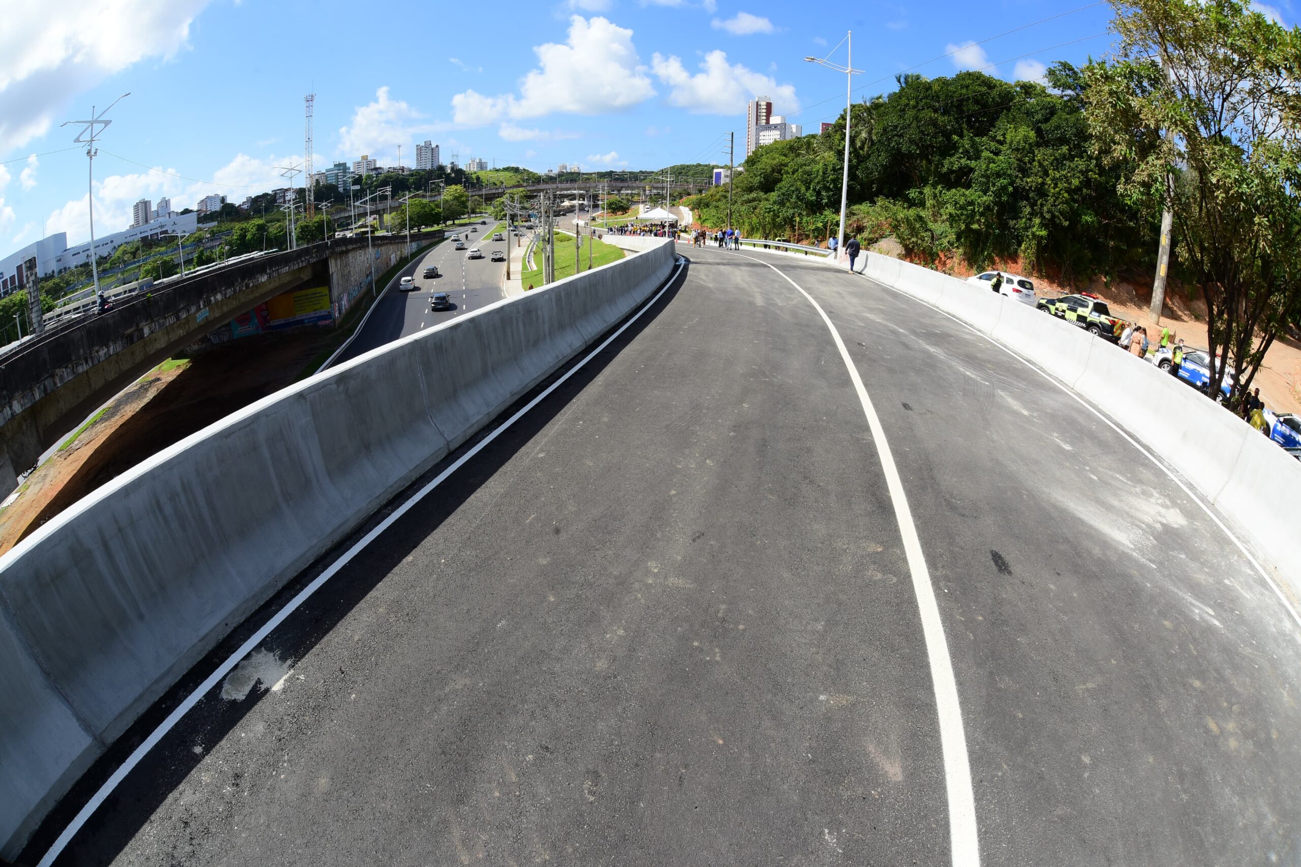 Salvador ganha novo acesso viário para aliviar tráfego na Rótula do Abacaxi