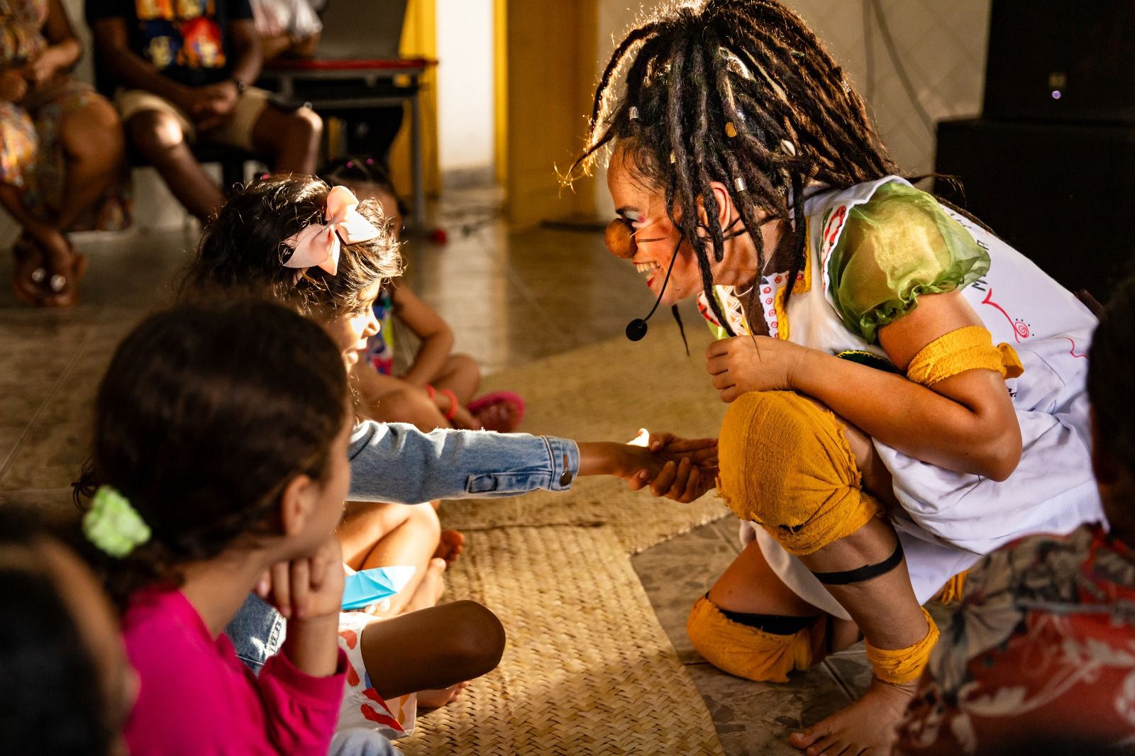 Carreta Literária chega ao Festival Juá com espetáculos, histórias e magia